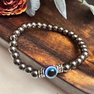 Hematite and Evil eye 🧿 Bracelet